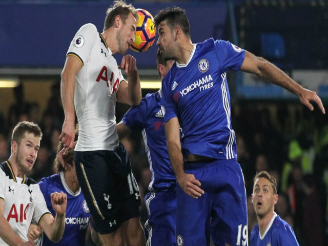 Chelsea còn 4 trận đua Tottenham: Bài học MU - Man City
