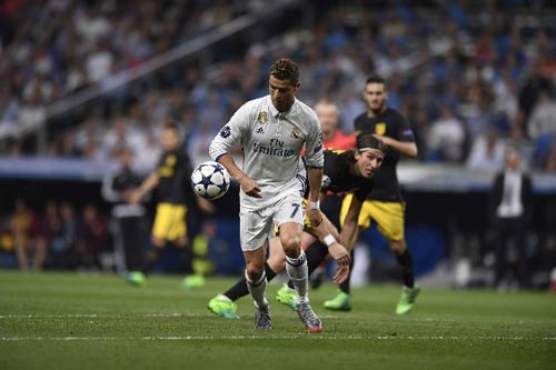 Xúc cảm Real – Atletico: Tóe lửa, đổ máu và Ronaldo - 12