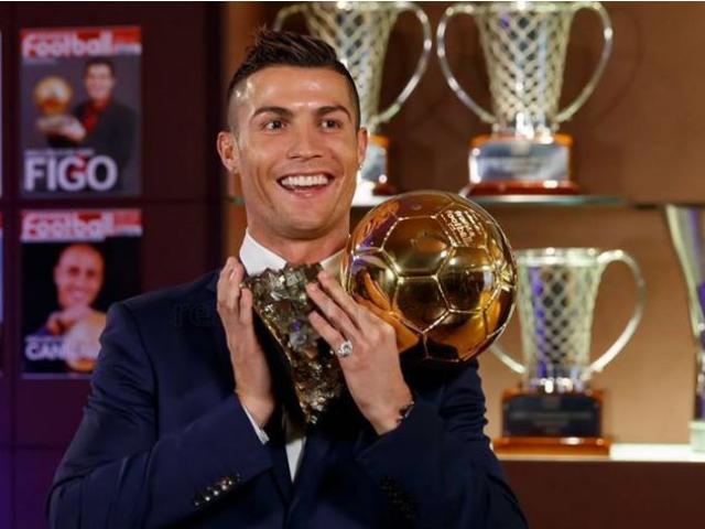 Ronaldo sẽ đoạt QBV: Vượt mặt Messi, vĩ đại như Pele