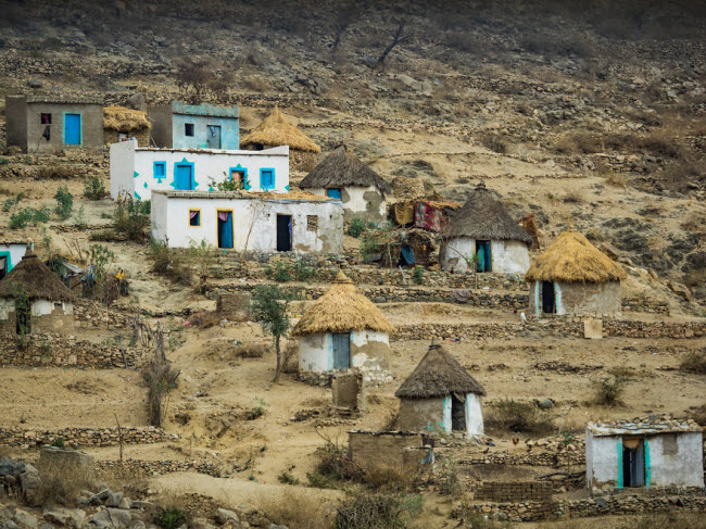 Những ngôi nhà truyền thống của người dân ở Eritrea.