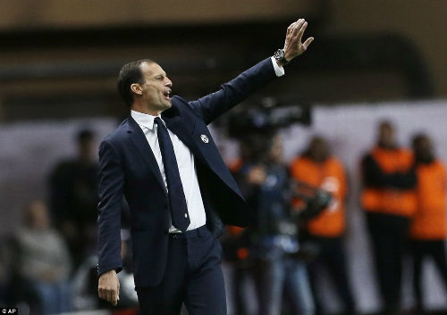 Juventus phô trương đẳng cấp, HLV Monaco phục sát đất - 1