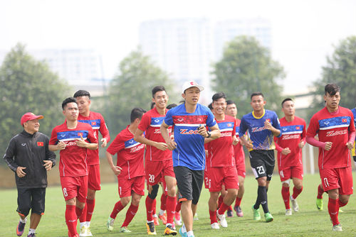 Công Phượng, Tuấn Anh động viên đàn em U20 Việt Nam - 2