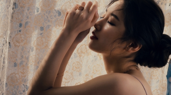 Bạn gái Lee Min Ho khiến fan nóng mắt vì quá gợi tình - 2