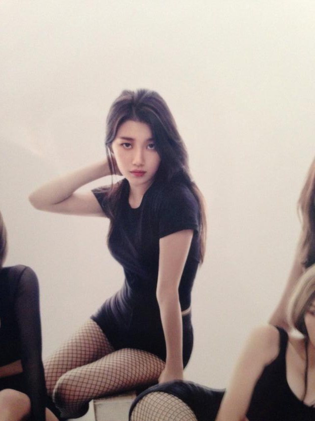 Bạn gái Lee Min Ho khiến fan nóng mắt vì quá gợi tình - 9