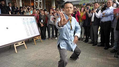 Rộ tin võ sĩ MMA gửi lời thách đấu vệ sĩ của tỷ phú Jack Ma - 1