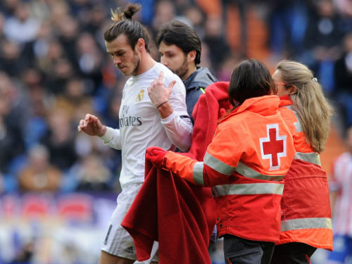 Biến Bale thành &#34;vật tế thần&#34;, Real gạ Chelsea nhả Hazard - 1