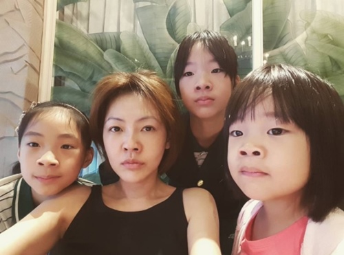 "Phát hờn" hội mỹ nhân nức tiếng Cbiz đã đẹp lại lấy chồng giàu sụ - 8