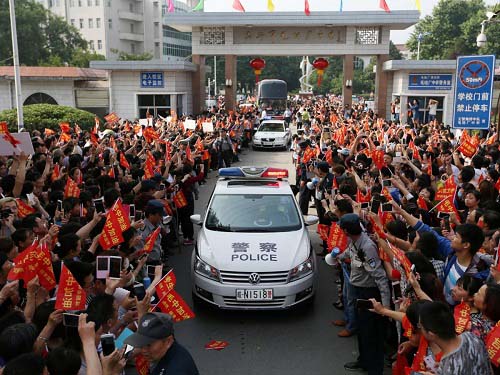 Choáng với chiêu gian lận tinh vi trong kỳ thi &#34;ác mộng&#34; nhất thế giới - 7