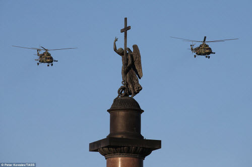 Xem quân đội Nga rầm rập luyện tập chuẩn bị duyệt binh - 10