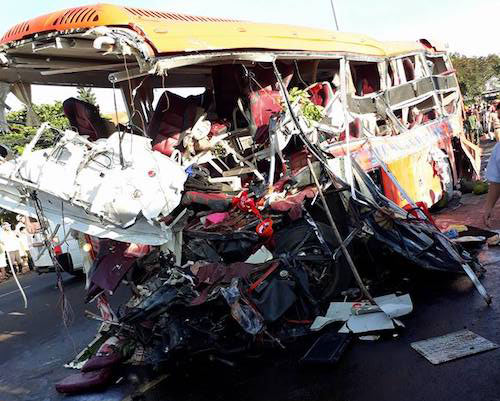 Nóng nhất tuần: Tai nạn thảm khốc ở Gia Lai, 12 người tử vong - 1