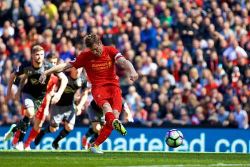 Liverpool - Southampton: Penalty & nỗi đau 8 năm lặp lại - 2