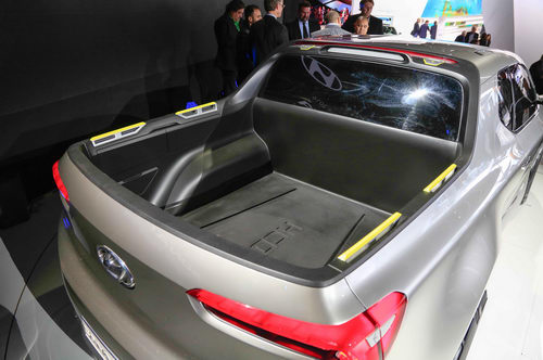 Hyundai santa cruz hoàn toàn mới bị hoãn đến 2020