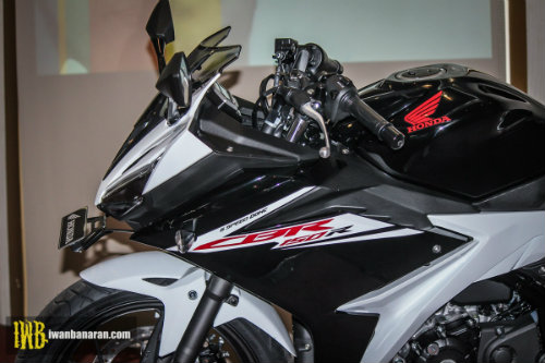 2017 Honda CBR150R mới ra mắt mạnh hơn, đẹp hơn - 2