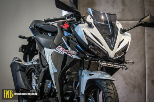 2017 Honda CBR150R mới ra mắt mạnh hơn, đẹp hơn - 3