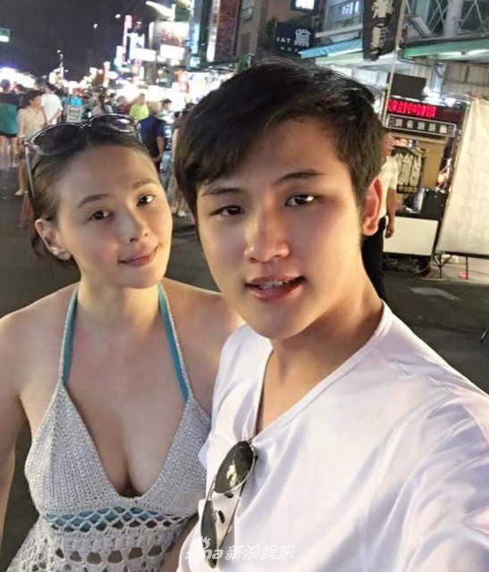 Những cặp tình nhân đáng tuổi “cô cháu” trong showbiz - 10