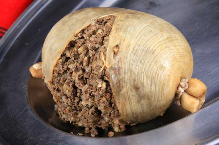 Dạ dày cừu nhồi nội tạng, món ăn nghe tên đã "phát hoảng" - 2