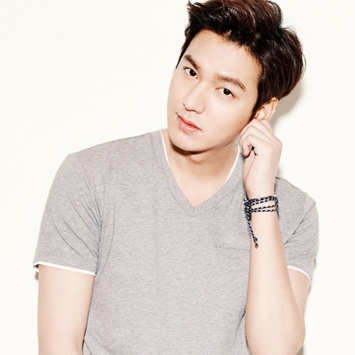 Ngắm trai đẹp Lee Min Ho bịt kín như &#34;007&#34; lên đường nhập ngũ - 7
