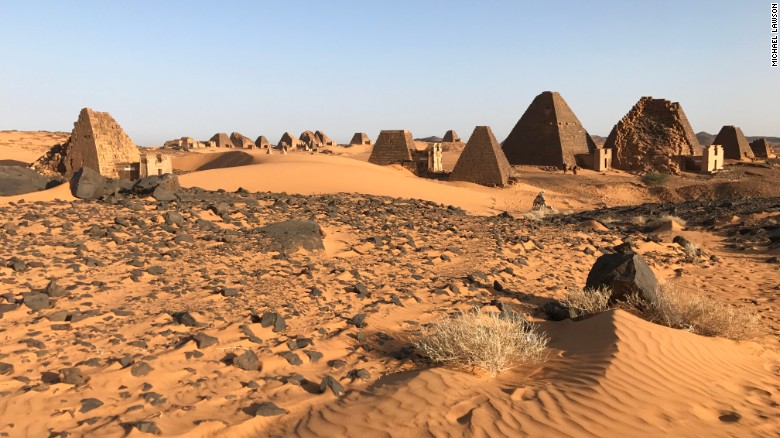 Phát hiện hàng trăm kim tự tháp &#34;ẩn mình&#34; ở Sudan - 12