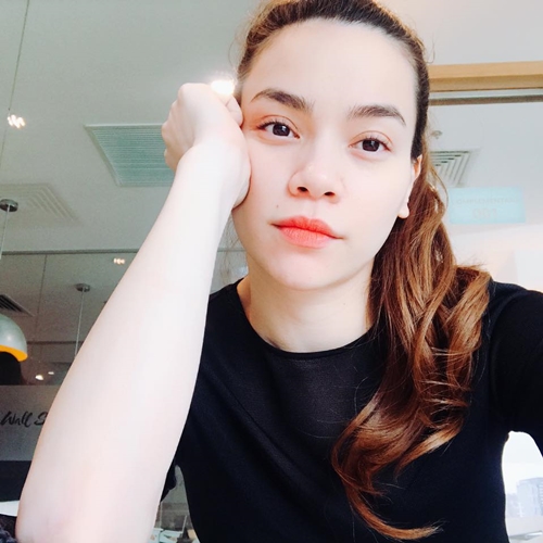 Choáng khi mỹ nhân Việt tháo bỏ kính râm - 2