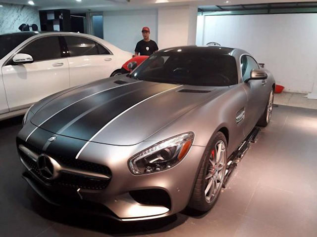 Mercedes-AMG GT-S mới tậu của Cường Đô La thay ‘áo mới’ - 1