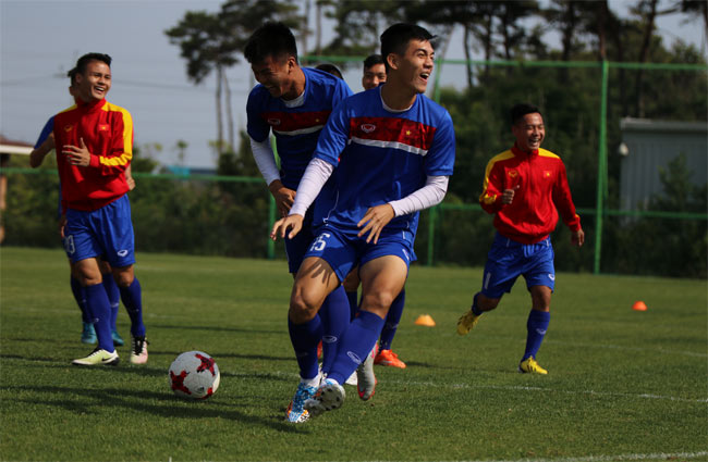 U20 VN: Chuyên gia Đức tung “tuyệt chiêu” đấu dàn sao 300 tỷ đồng - 3