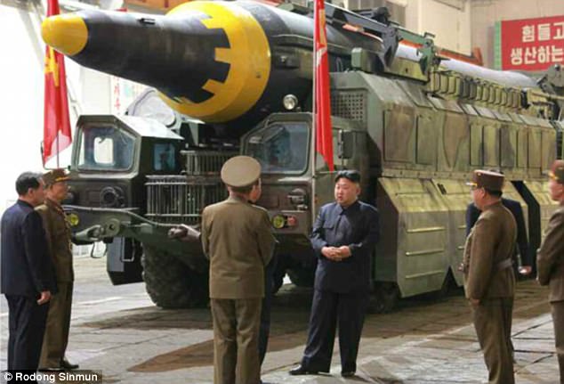 Triều Tiên thử tên lửa là “cú đấm trực diện vào nước Mỹ” - 2
