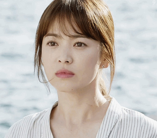 Song Hye Kyo bị dọa tạt a xít và tống tiền hàng tỉ đồng - 1