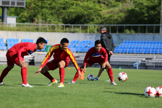 U20 VN: Đàn em Công Phượng nhận vé &#34;phút 89&#34;, đấu sao Pháp 300 tỷ đồng - 3