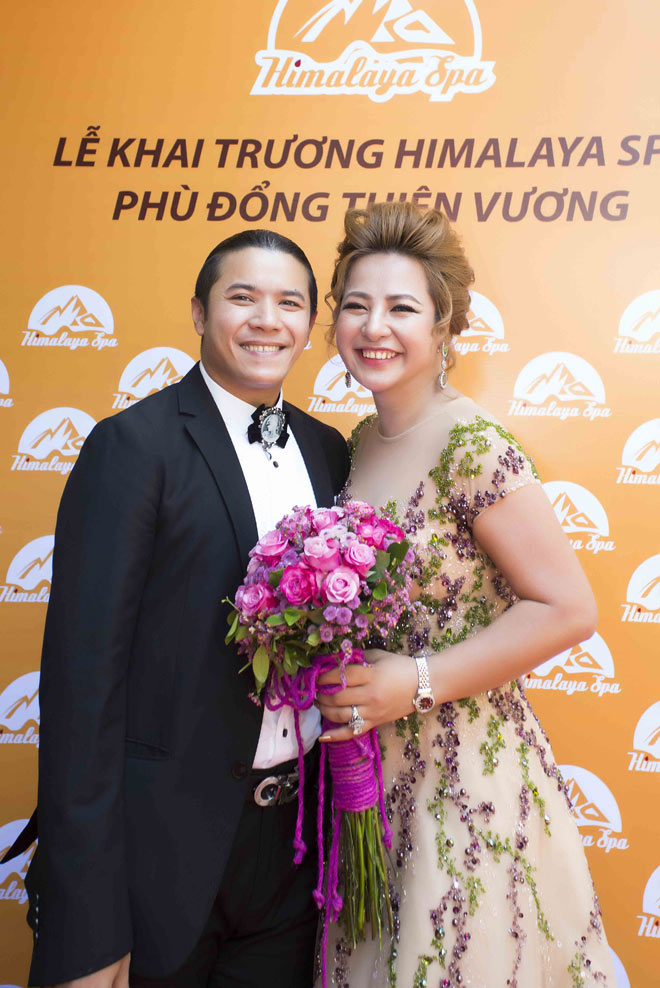 Doanh nhân Phạm Ngọc Phượng xinh đẹp tại lễ khai trương spa danh tiếng - 7