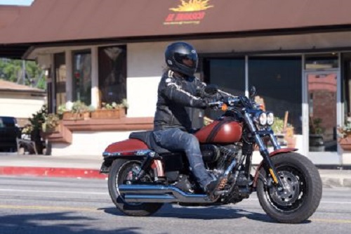 Harley-Davidson Fat Bob 2017 dành cho lối sống thư thái - 1