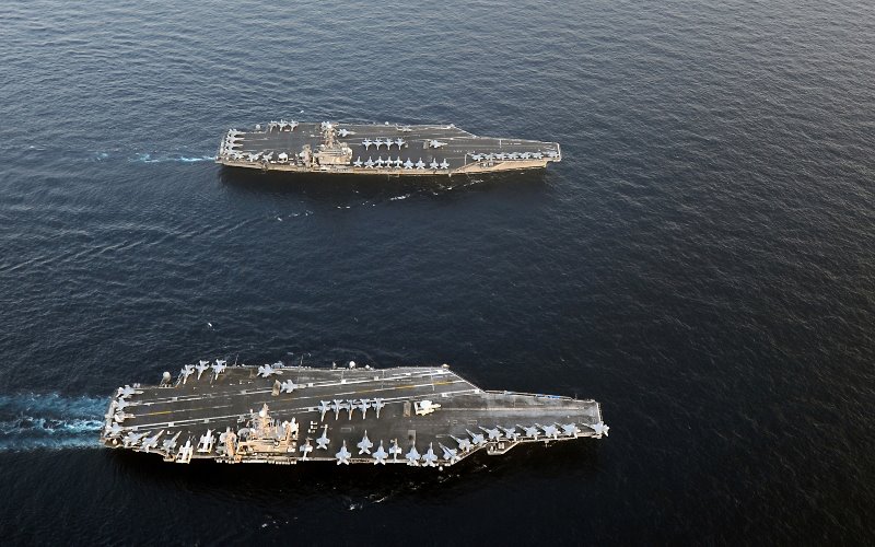 Mỹ &#34;siết&#34; Triều Tiên bằng hai đội tàu sân bay hạt nhân - 1