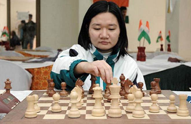 Hot girl cờ vua Kim Phụng vô địch châu Á: Thêm quà bất ngờ - 1