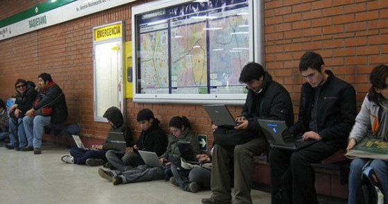 5 mẹo cần nhớ khi sử dụng Wi-Fi công cộng - 1