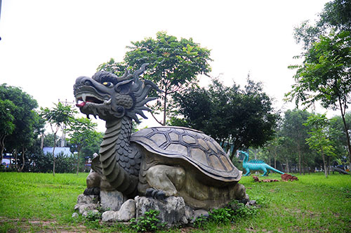Khu vườn toàn &#34;quái thú&#34; độc, lạ và dị nhất Việt Nam - 4