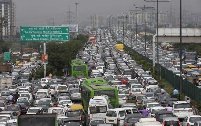 Cảnh chen chúc đi làm hằng ngày khắp thế giới - 6