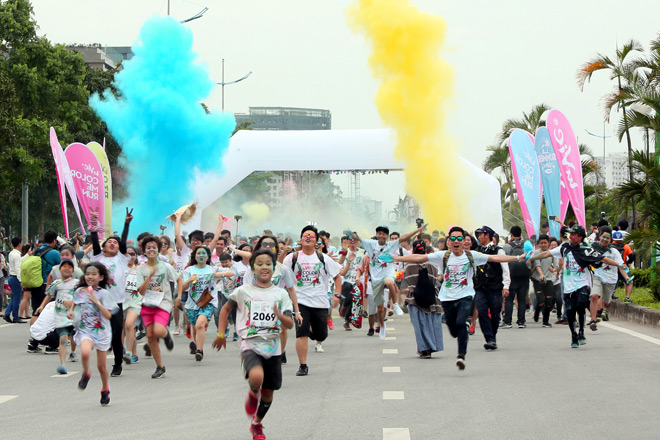 Đến Color Me Run, “quẩy tưng bừng” cùng MOOV và Vietnamobile - 1