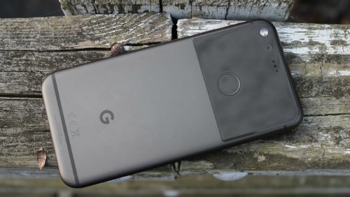 Top smartphone nhỏ gọn đáng mua nhất hiện nay - 2