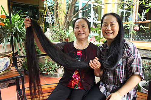 Chiêm ngưỡng mái tóc dài nhất Việt Nam, tỏa hương kỳ lạ - 1