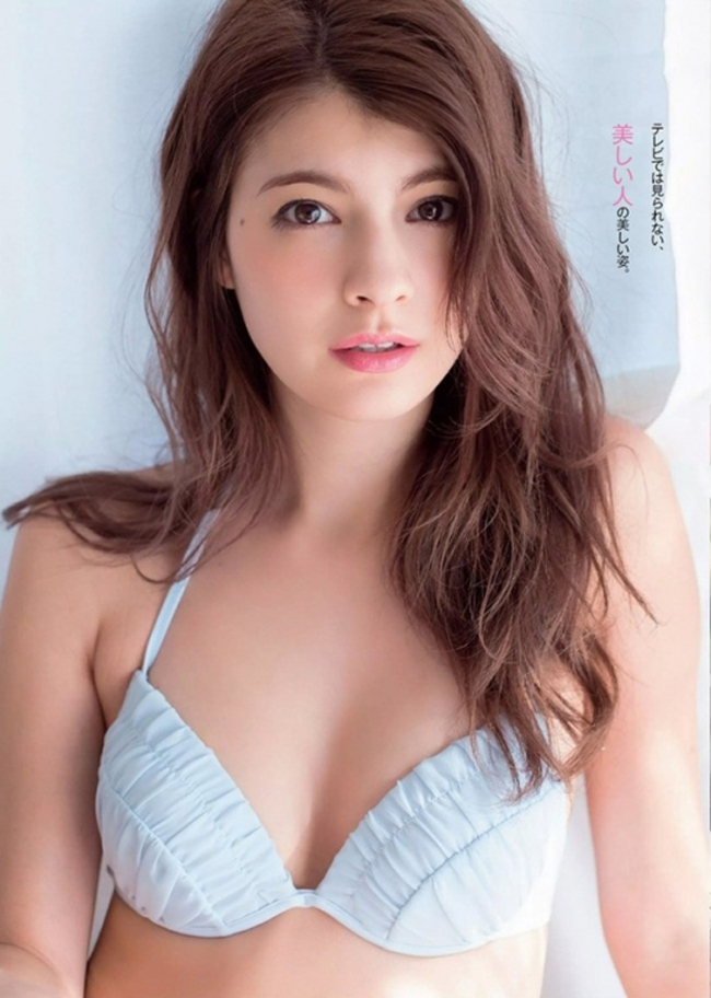 Số là, truyền thông Anh thời điểm ấy từng xôn xao trước thông tin cho rằng Kagawa hẹn hò Ameri Ichinose - nữ diễn viên phim “người lớn” nổi tiếng ở “xứ sở mặt trời mọc”. 
