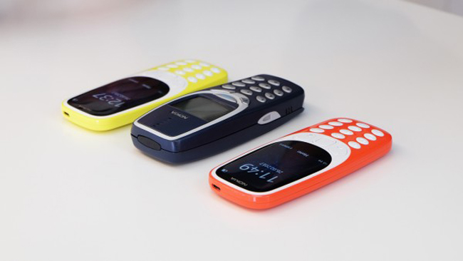 Chiếc Nokia 3310 (2017) đã chính thức có sẵn tại một số nhà phân phối tại Việt Nam với giá bán 1,06 triệu đồng.