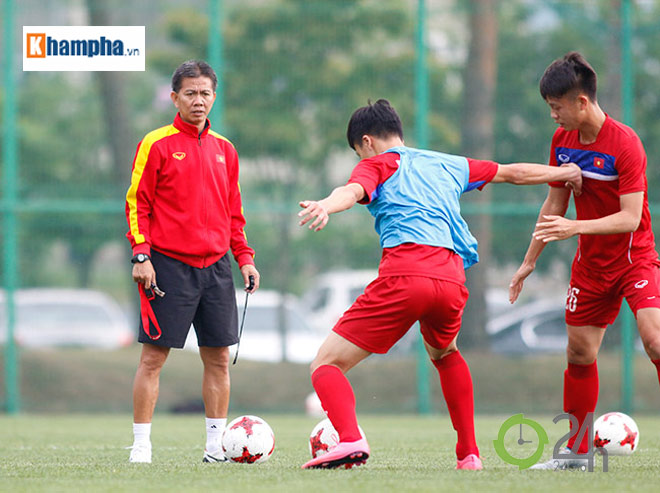 HLV Hoàng Anh Tuấn, U20 Việt Nam: Mất ngủ chỉ vì sợ ma - 2