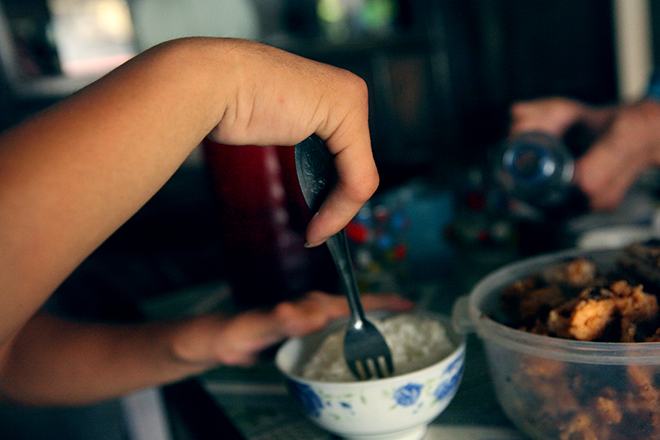 Kì lạ gia đình tay một ngón, chân như chân chim ở Hà Nam - 12