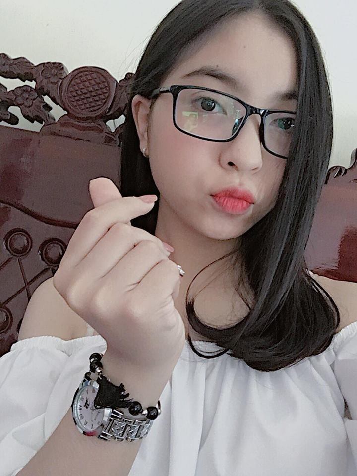 Sao trẻ U20 Việt Nam "khoe" bạn gái xinh như hot girl - 4