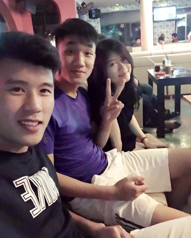 Sao trẻ U20 Việt Nam "khoe" bạn gái xinh như hot girl - 2