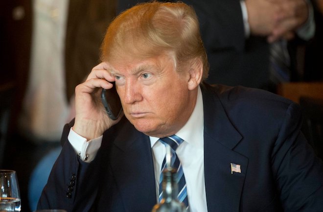Tổng thống Donald Trump chỉ cài đặt một ứng dụng trên iPhone - 1