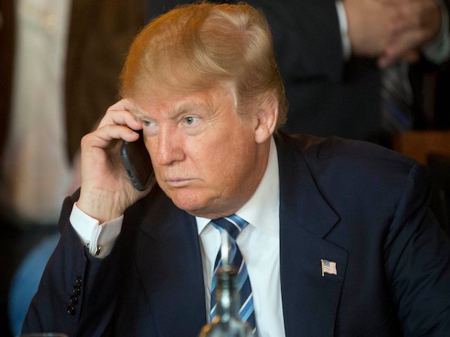 Tổng thống Donald Trump chỉ cài đặt một ứng dụng trên iPhone
