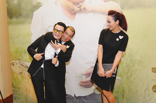 Vân Ngô đấu giá tượng Phật vàng, quyên được 8 tỷ cho trẻ em nghèo - 10