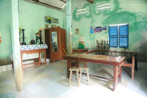 Cuộc sống "một bước lên tiên" của cậu bé được Phi Nhung nhận nuôi - 6