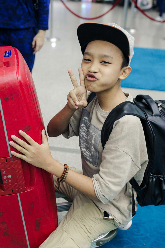 Cuộc sống "một bước lên tiên" của cậu bé được Phi Nhung nhận nuôi - 2