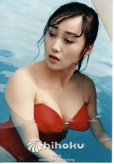 Thềm ngực đầy của vợ Lý Liên Kiệt "quyến rũ" cả làng võ Trung Quốc - 3